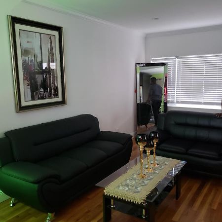 Comfortable Holiday Homestay New York Exteriör bild